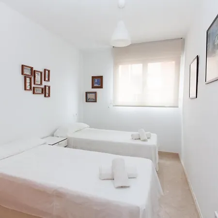 Apartamento Marina Raset Lägenhet